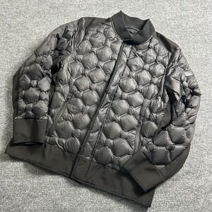 Tumi Quilted Bomber Jacket Mens Large Black Nylon Insulated Zip Pockets Travel